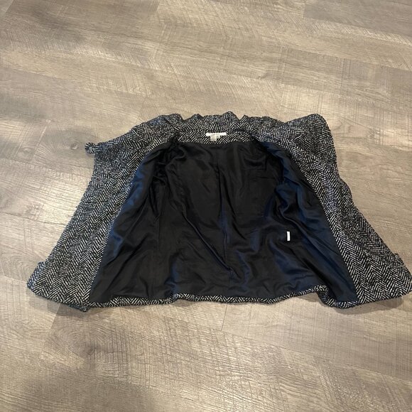 Zara Basic Herringbone wool-blend double-breasted coat. Size Small - Picture 2 of 8